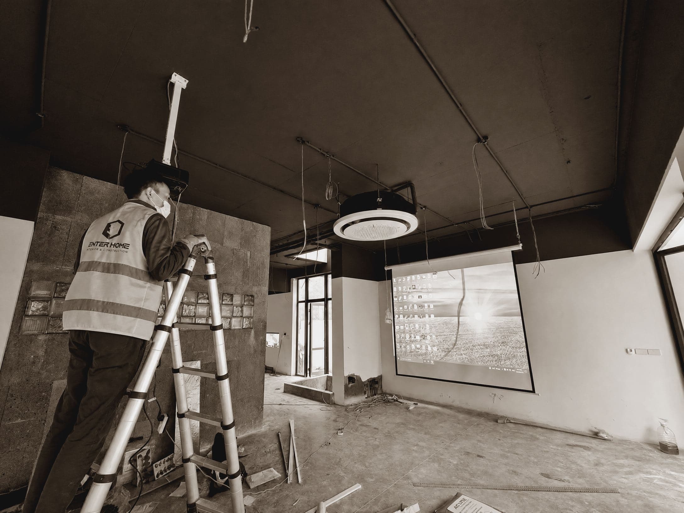 Hiweb Office — Quá trình thi công 2